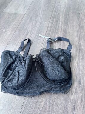 Brand New Freya padded longline in black lace